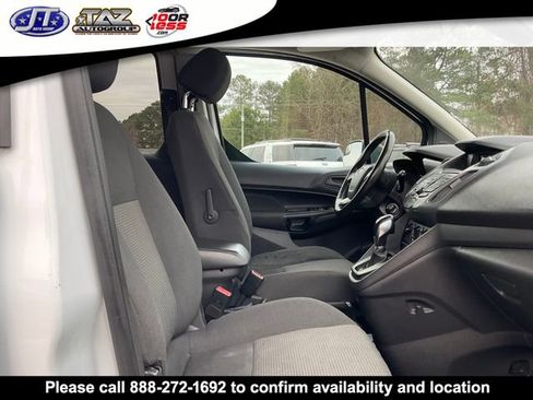 Used 2018 Ford Transit Connect XL image 15