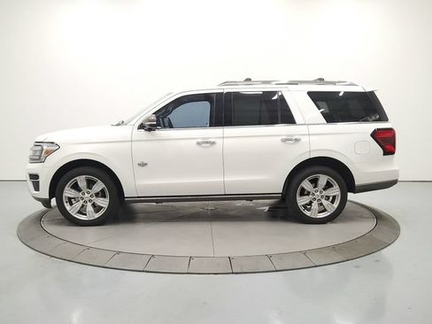 Used 2023 Ford Expedition King Ranch RWD image 4