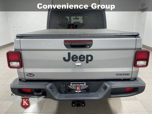 Used 2020 Jeep Gladiator Sport w/ Quick Order Package 24S image 5