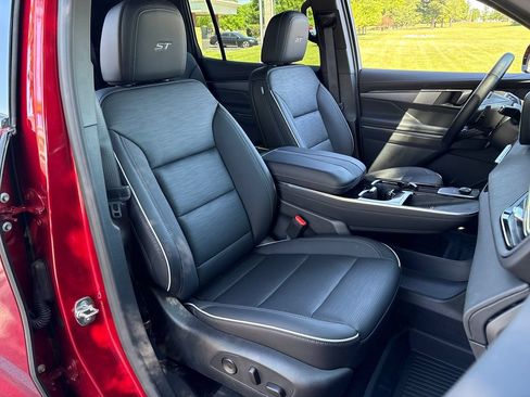 Certified 2026 Buick Enclave Sport Touring w/ LPO, Floor Liner Package FWD image 48