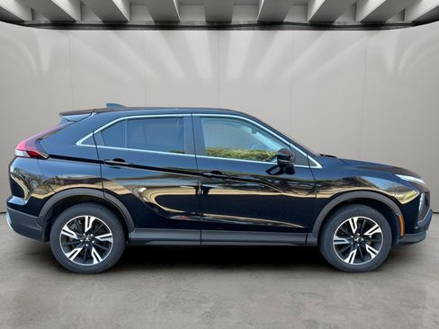 Used 2024 Mitsubishi Eclipse Cross SE image 6