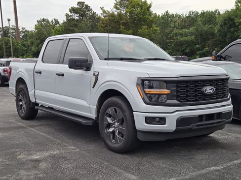 Used 2025 Ford F150 STX w/ Equipment Group 200A RWD image 3