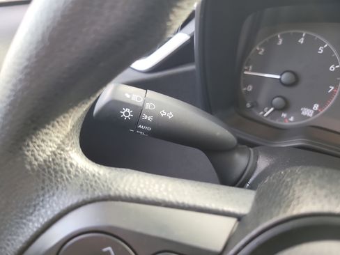 Certified 2023 Toyota Corolla LE image 29