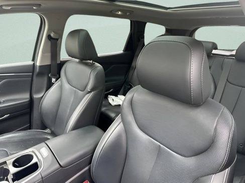 Used 2021 Hyundai Santa Fe SEL w/ Convenience + Premium Package AWD/4WD image 14
