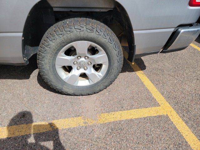 Used 2022 RAM 1500 Big Horn AWD/4WD image 9