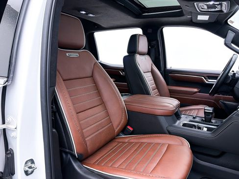 Used 2023 GMC Sierra 1500 Denali Ultimate image 39