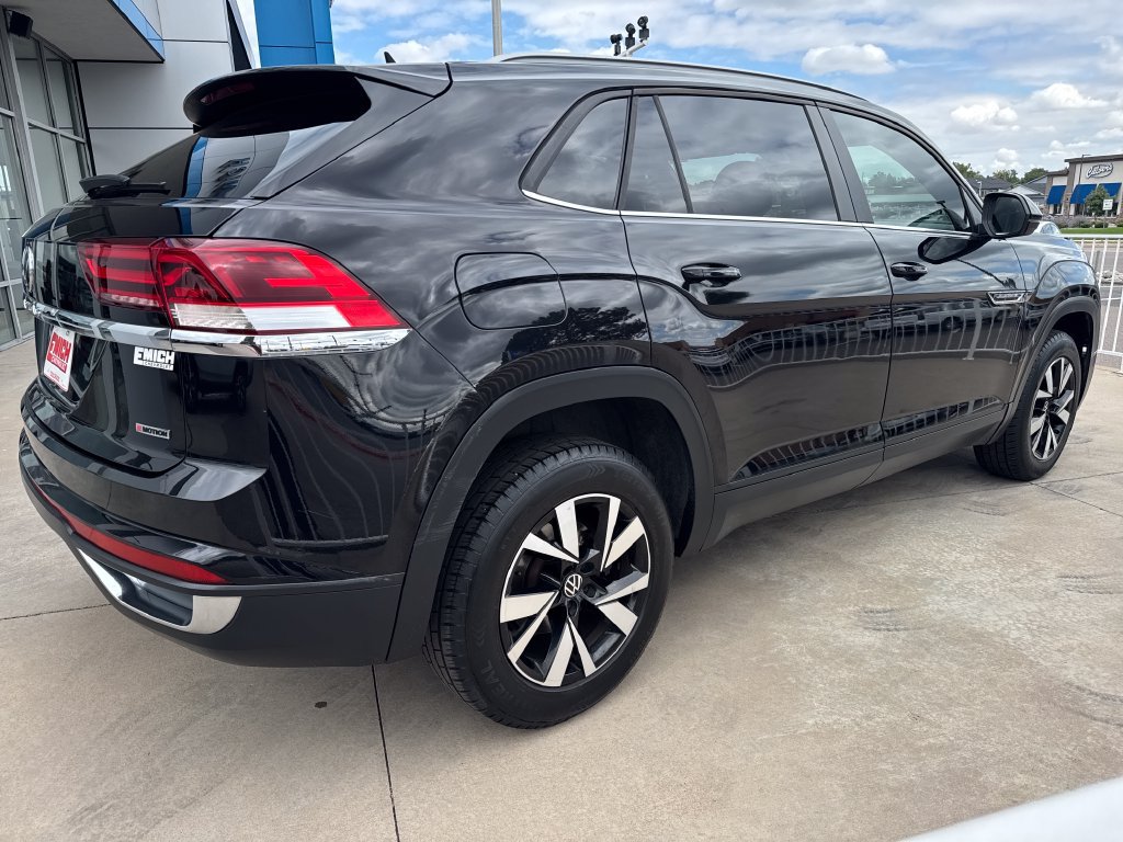 Used 2020 Volkswagen Atlas Cross Sport SE AWD/4WD image 5