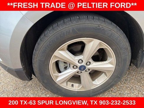 Used 2020 Ford Edge SE FWD image 4