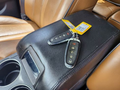 Used 2015 Lincoln MKX FWD w/ Equipment Group 101A image 34