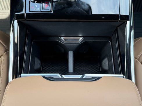 New 2026 Land Rover Range Rover Sport SE AWD/4WD image 19