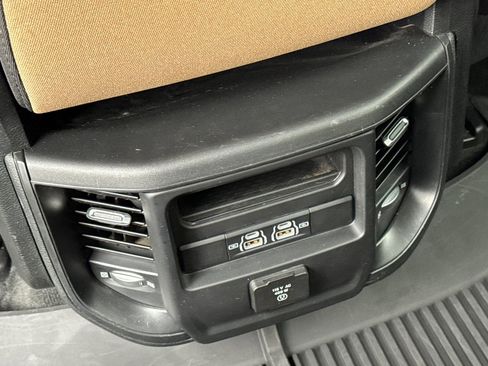 Used 2021 RAM 1500 Big Horn AWD/4WD image 13