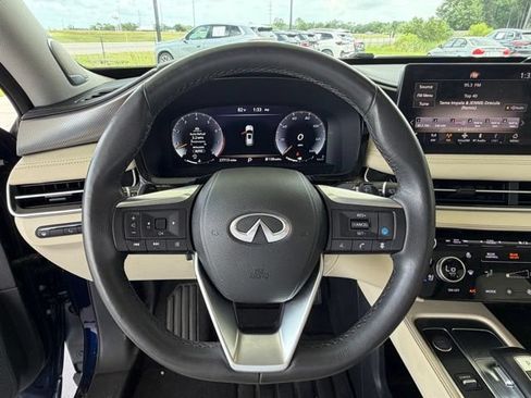 Used 2023 INFINITI QX60 Luxe w/ Vision Package AWD/4WD image 16