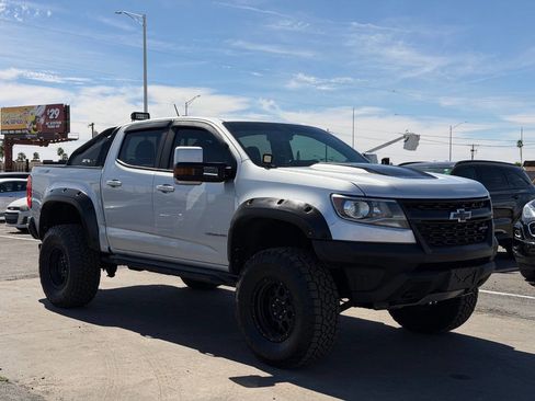 Used 2020 Chevrolet Colorado ZR2 w/ ZR2 Dusk Special Edition image 15