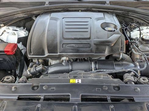 Used 2025 Land Rover Range Rover Velar Dynamic SE image 24