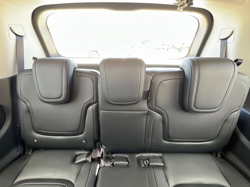 New 2025 Nissan Armada SV image 22