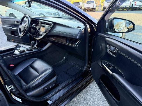 Used 2014 Toyota Avalon XLE Touring FWD image 11