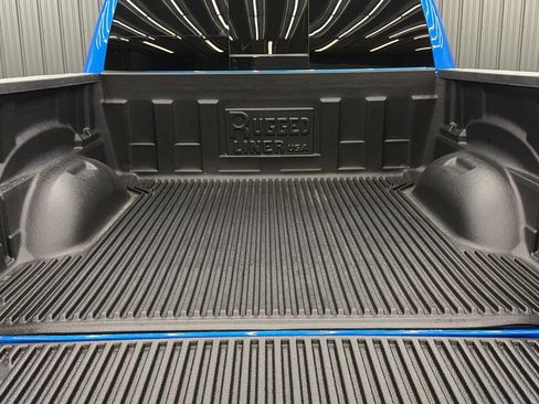 Used 2022 RAM 1500 Laramie w/ Sport Appearance Package image 20