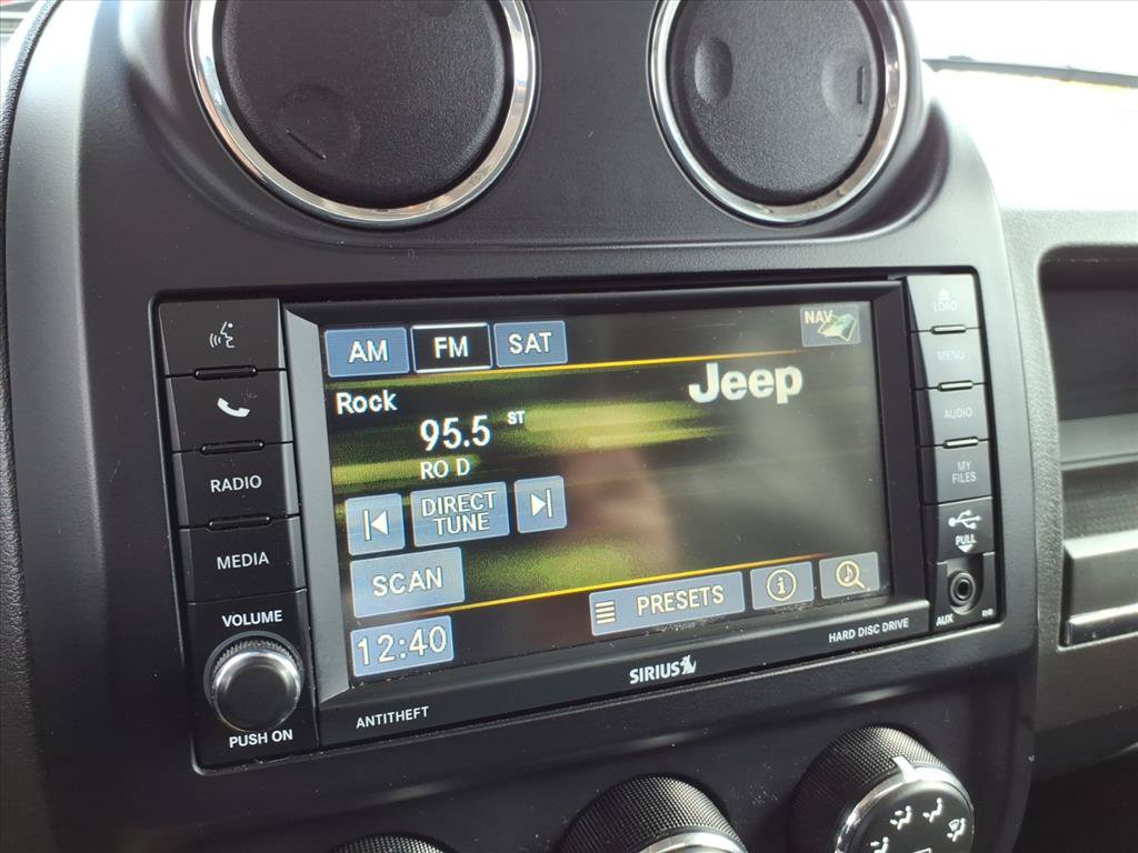 Used 2014 Jeep Patriot Limited w/ Sun/Sound Group AWD/4WD image 23