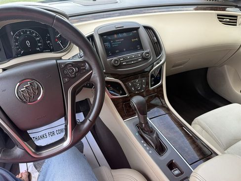 Used 2015 Buick LaCrosse FWD image 12