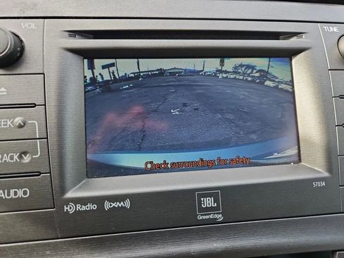 Used 2015 Toyota Prius Four image 24