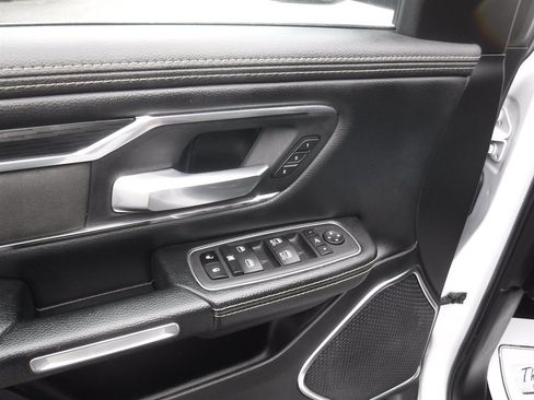 Used 2024 RAM 1500 Laramie image 16