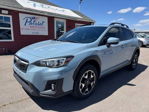 Used 2020 Subaru Crosstrek 2.0i Premium w/ Moonroof Package 2 AWD/4WD image 1