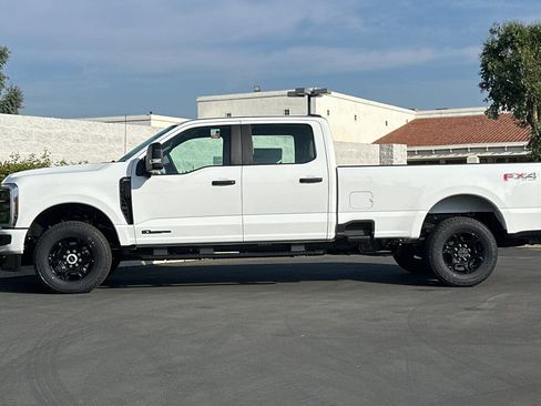New 2026 Ford F250 4x4 Crew Cab Super Duty image 7