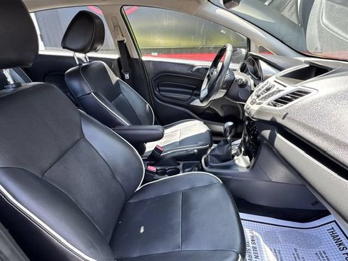 Used 2013 Ford Fiesta Titanium w/ Black Sport Appearance Pkg FWD image 18
