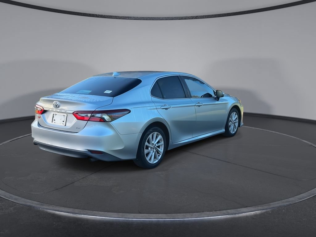 Used 2024 Toyota Camry LE FWD image 8