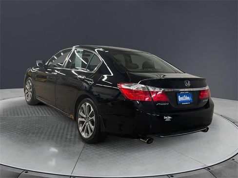Used 2014 Honda Accord Sport image 3