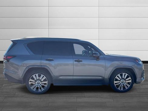 Used 2023 Lexus LX 600 4WD w/ Appearance Package image 6
