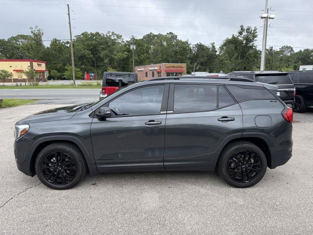 Used 2020 GMC Terrain SLE w/ Driver Convenience Package FWD image 7