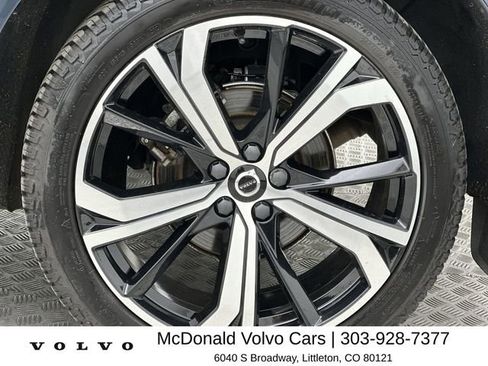 Certified 2023 Volvo XC60 B5 Ultimate w/ Climate Package AWD/4WD image 10