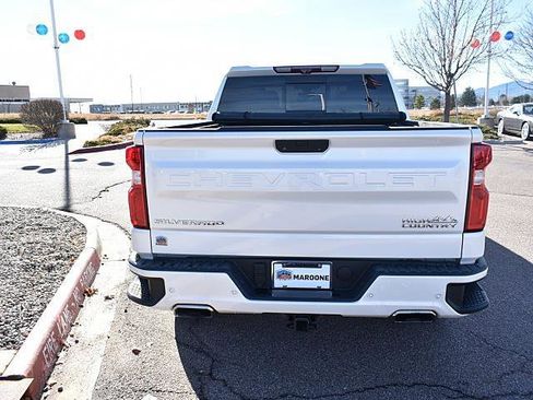 Used 2020 Chevrolet Silverado 1500 High Country w/ Technology Package image 5