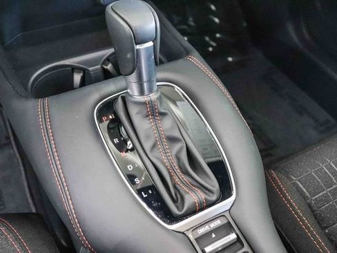 Certified 2025 Honda HR-V Sport image 24