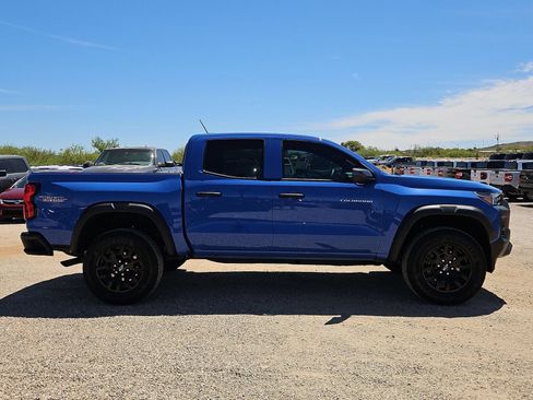 Used 2025 Chevrolet Colorado Trail Boss AWD/4WD image 4