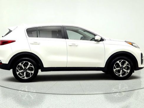 Used 2021 Kia Sportage LX FWD image 4