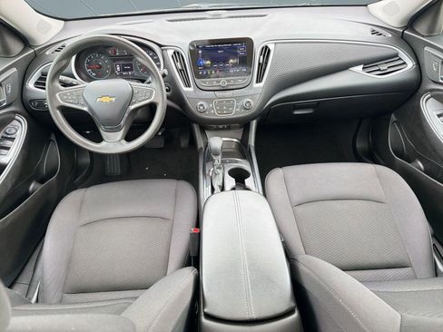 Used 2023 Chevrolet Malibu LT FWD image 16