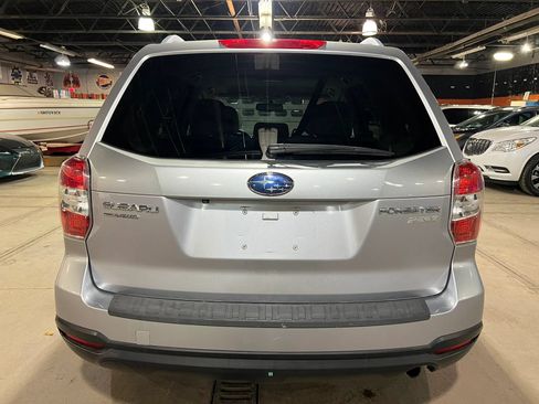 Used 2015 Subaru Forester 2.5i Premium w/ All-Weather Package AWD/4WD image 4