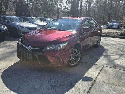 Used 2015 Toyota Camry SE w/ Moonroof Package