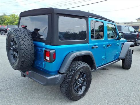 Used 2024 Jeep Wrangler Unlimited AWD/4WD image 4