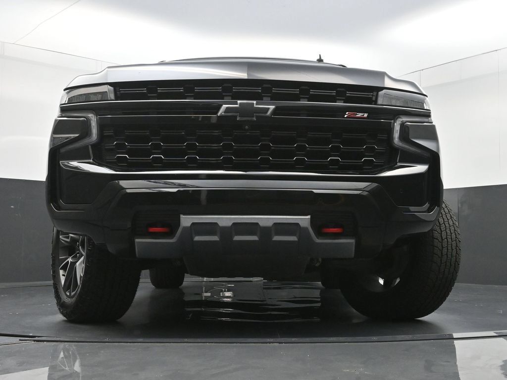 Used 2024 Chevrolet Tahoe Z71 w/ Luxury Package AWD/4WD image 30