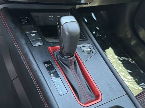 Used 2025 Nissan Kicks SR FWD image 29