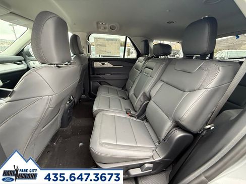 Used 2026 Ford Explorer Active w/ Active Comfort Package AWD/4WD image 15
