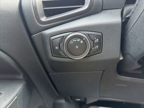 Used 2018 Ford EcoSport SE image 22