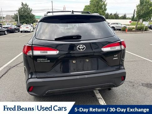 Used 2023 Toyota Corolla Cross LE w/ Moonroof Package AWD/4WD image 7