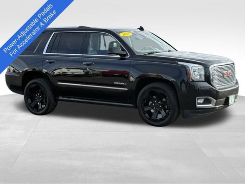 Used 2017 GMC Yukon Denali w/ Open Road Package image 12