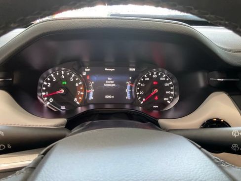 Used 2026 Jeep Compass Limited AWD/4WD image 9