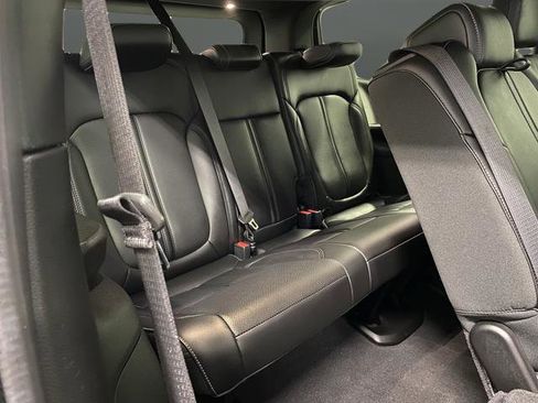 Used 2022 Jeep Wagoneer Series I image 34