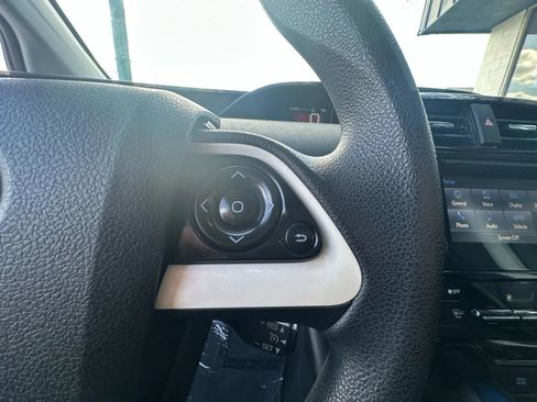 Used 2016 Toyota Prius Two image 23